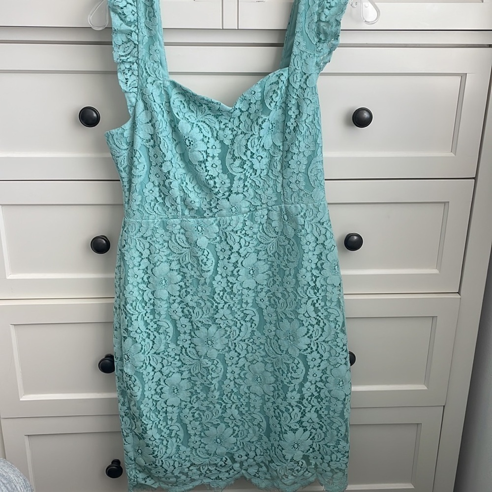 NWT Aakaa Women’s Blue Floral Lace Overlay Dress with Back Zipper - Size Medium